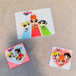 Power Puff makeup palette